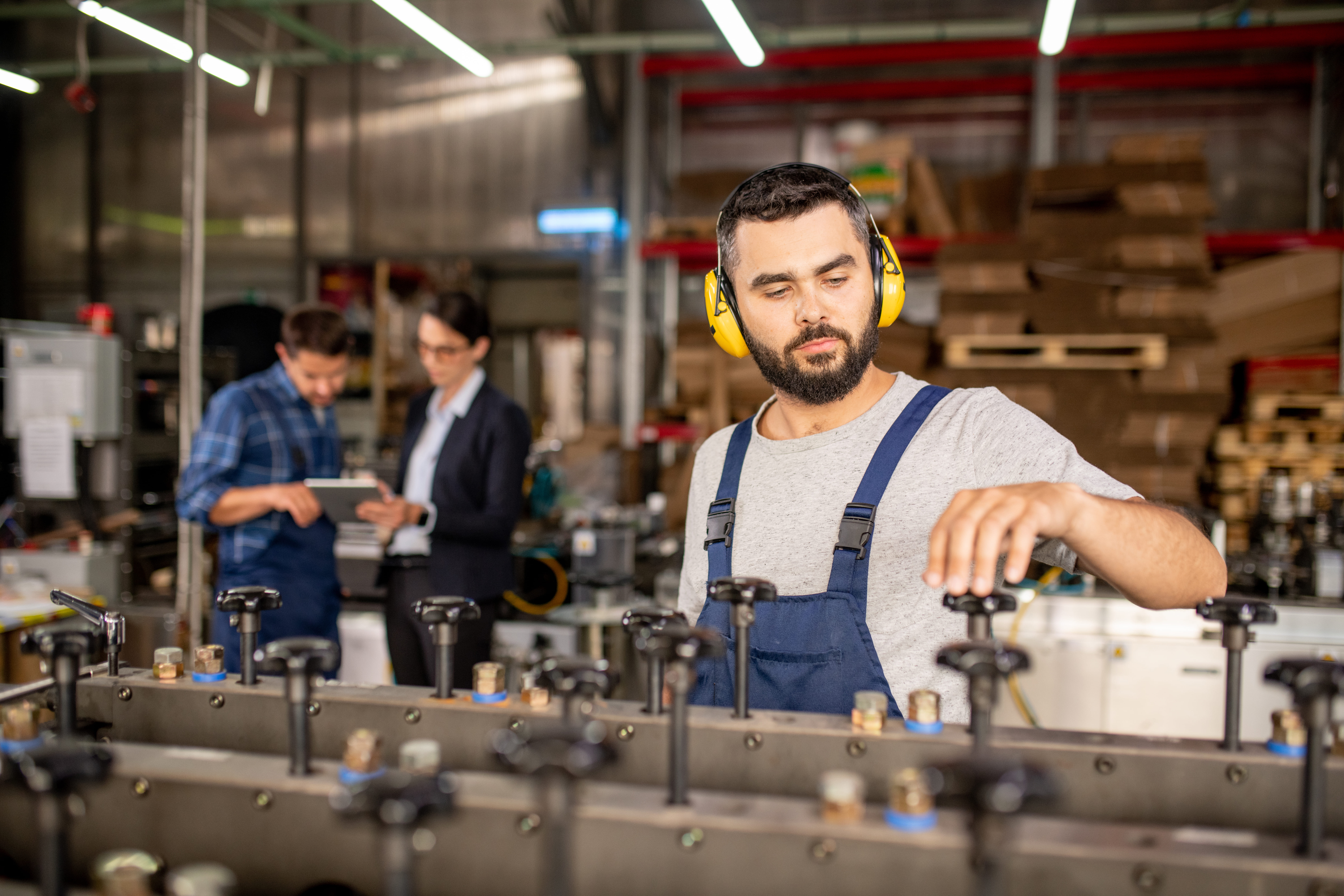 : Technischer Helfer (m/w/d) - Neuhäusel